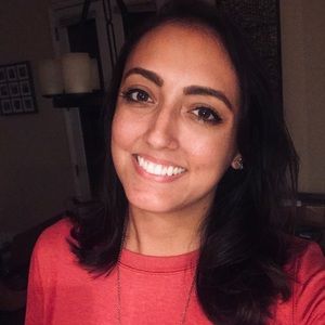 Meet your Posher, Lauren